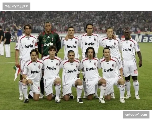 欧冠主题艺术展在米兰开幕，展出历届决赛经典影像与奖杯复刻品